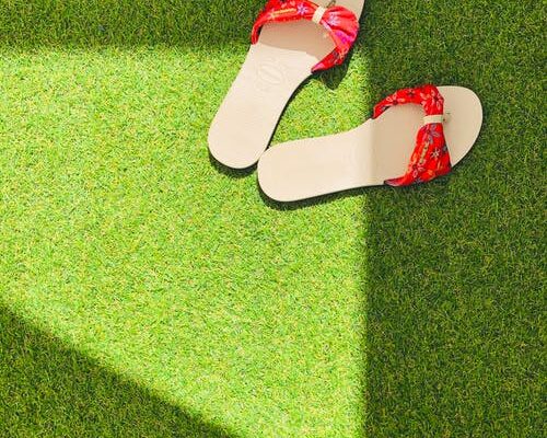 What Are The Pros and Cons Of Having Synthetic Grass?